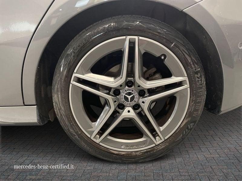 Mercedes-Benz Classe A A 180 d AMG Line Premium auto