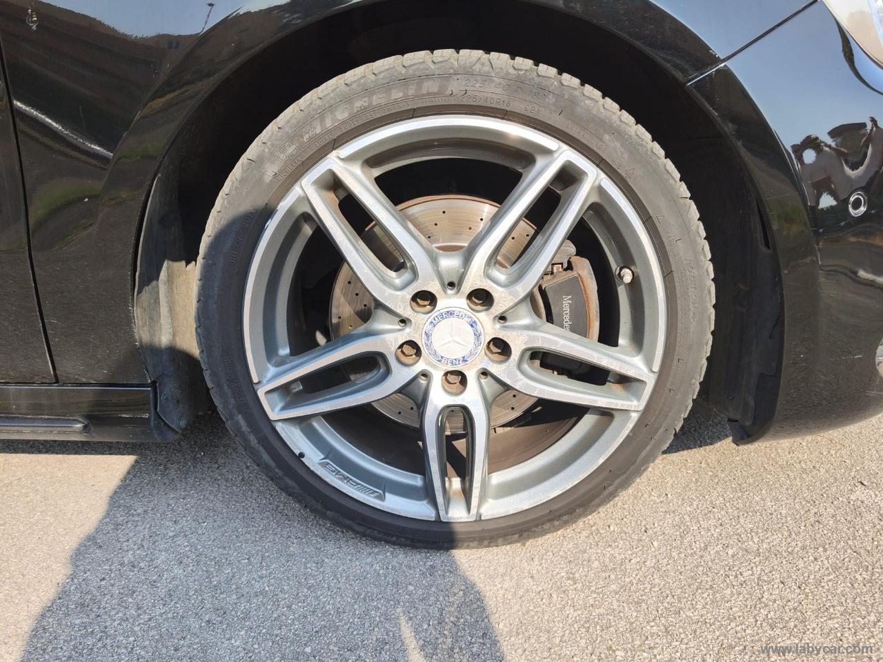 MERCEDES-BENZ A 220 d Automatic 4Matic Premium TETTO APRIBILE