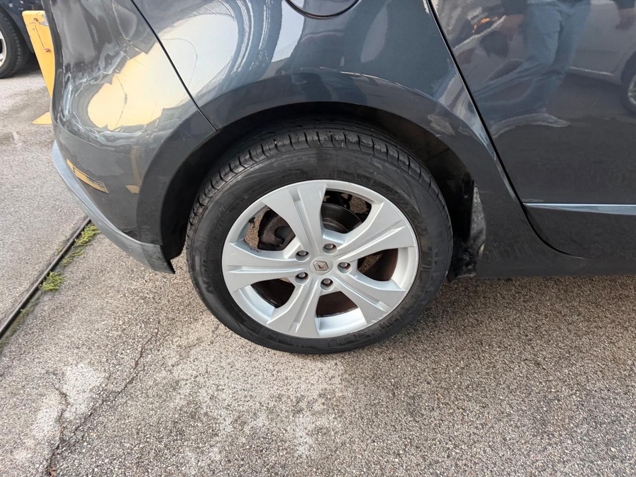 Renault Scenic 1.5 dCi 110 cv 2011 Navig retroc