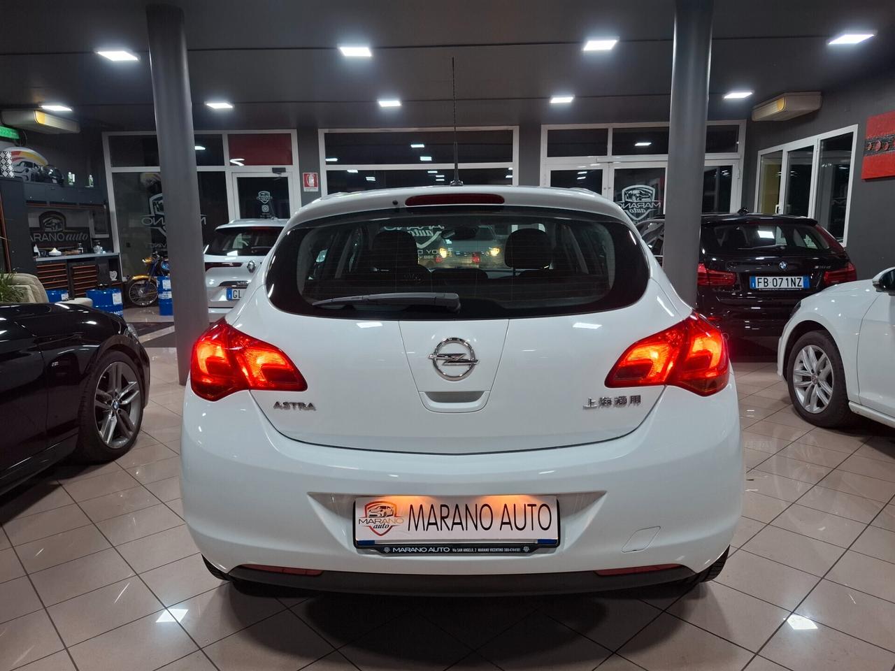 Opel Astra 1.4 benzina Sport NEOPATENTATO