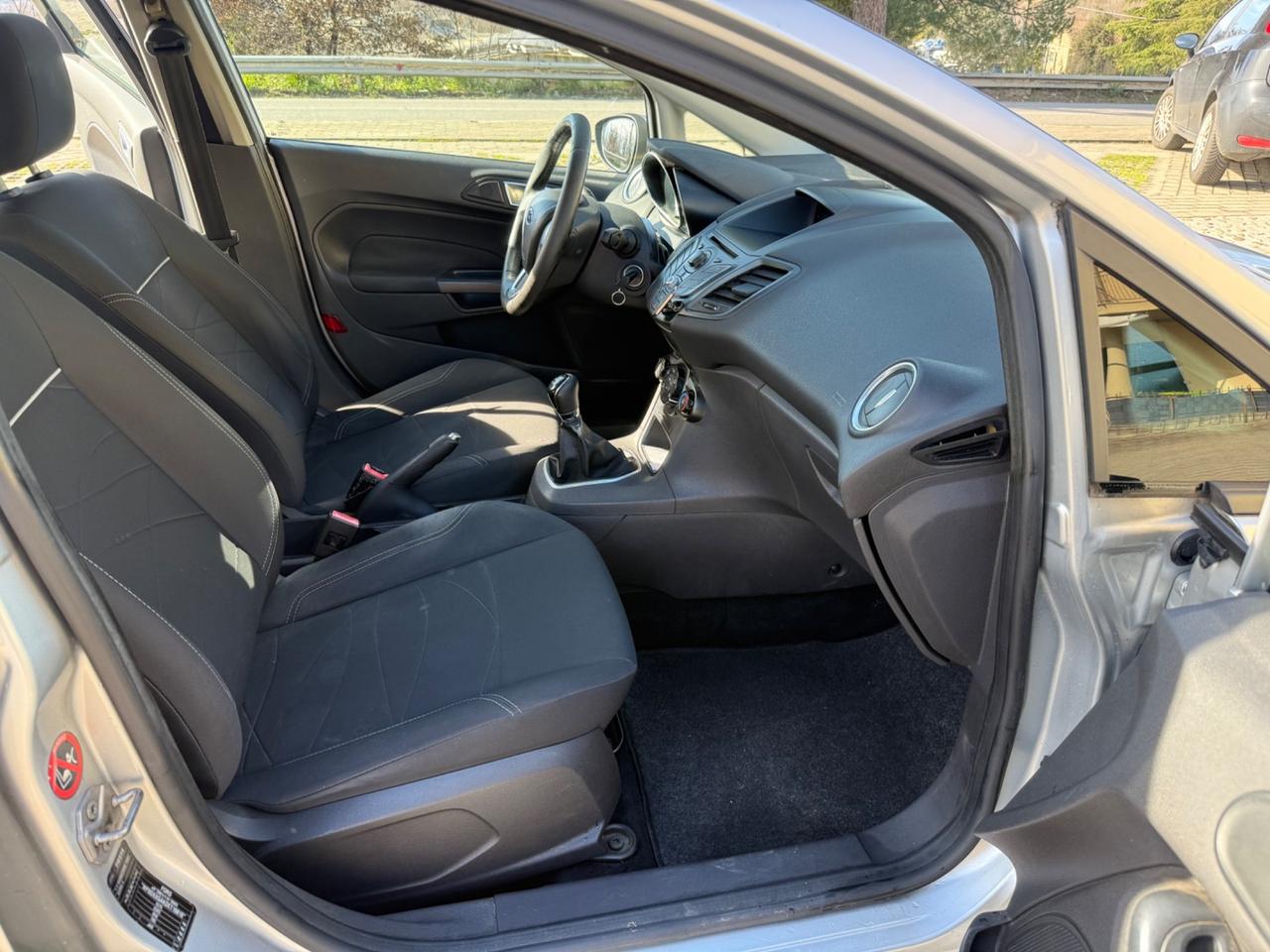 Ford Fiesta 1.5 TDCi 75CV 5 porte Titanium