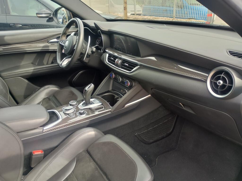 Alfa Romeo Stelvio 2.9 Bi-Turbo V6 510 CV AT8 Q4 Quadrifoglio