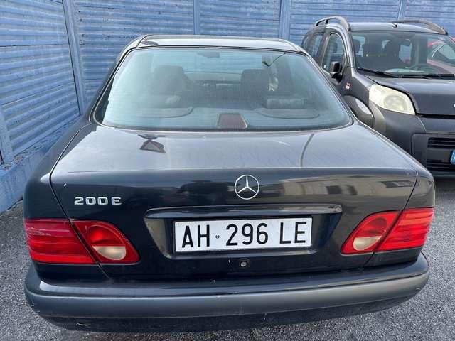 Mercedes-Benz E 200 Classic BERLINA 136CV