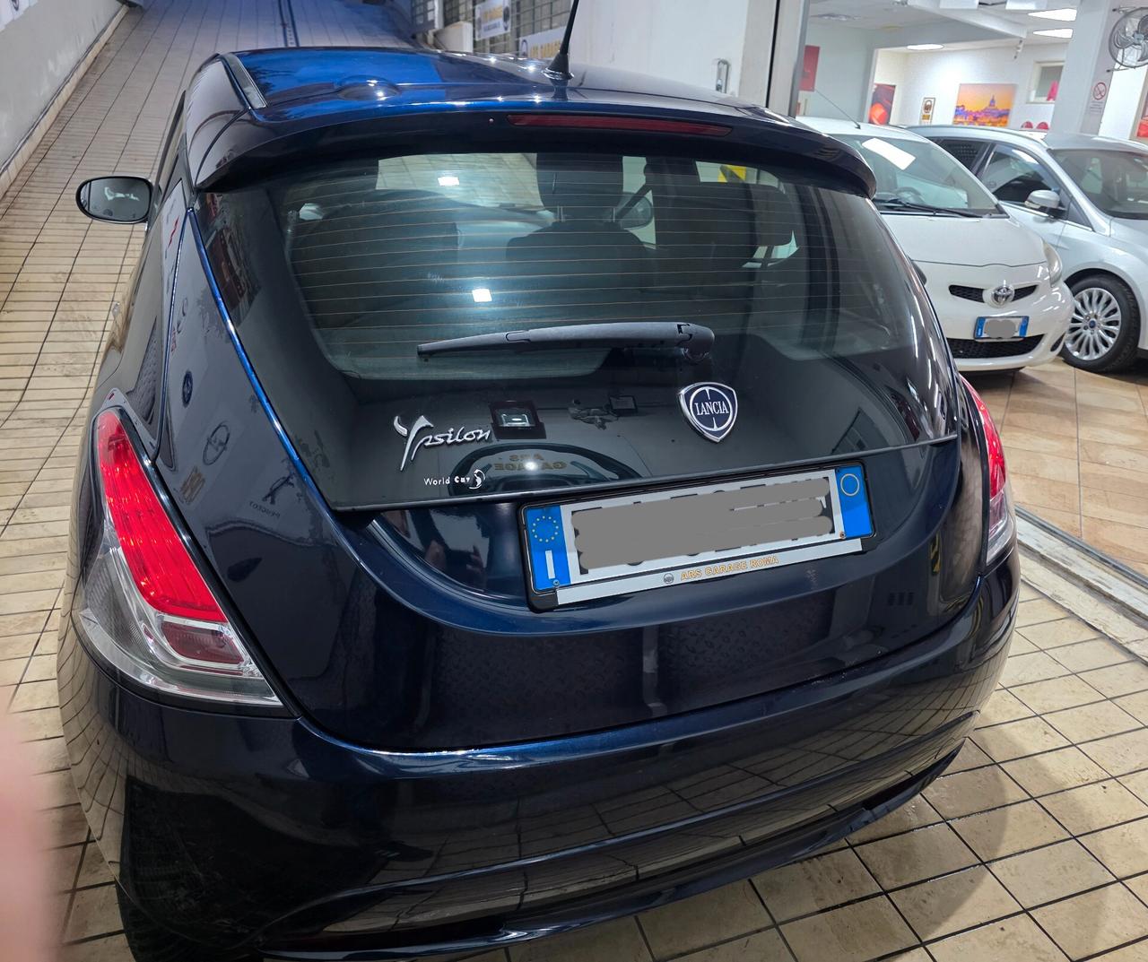 Lancia Ypsilon 1.2 69 CV 5 porte Gold