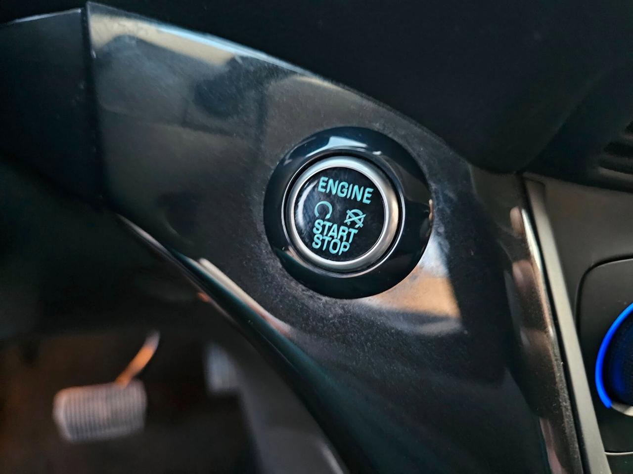 FORD KUGA 1.5 TDCI 120CV TITANIUM SPORT EDITION