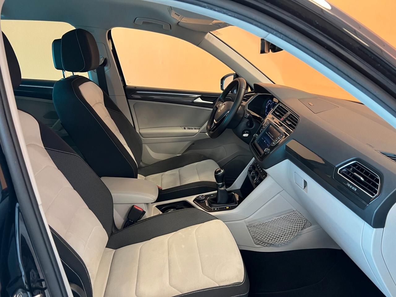 Volkswagen Tiguan 2.0 TDI SCR 4MOTION Executive BlueMotion Technology