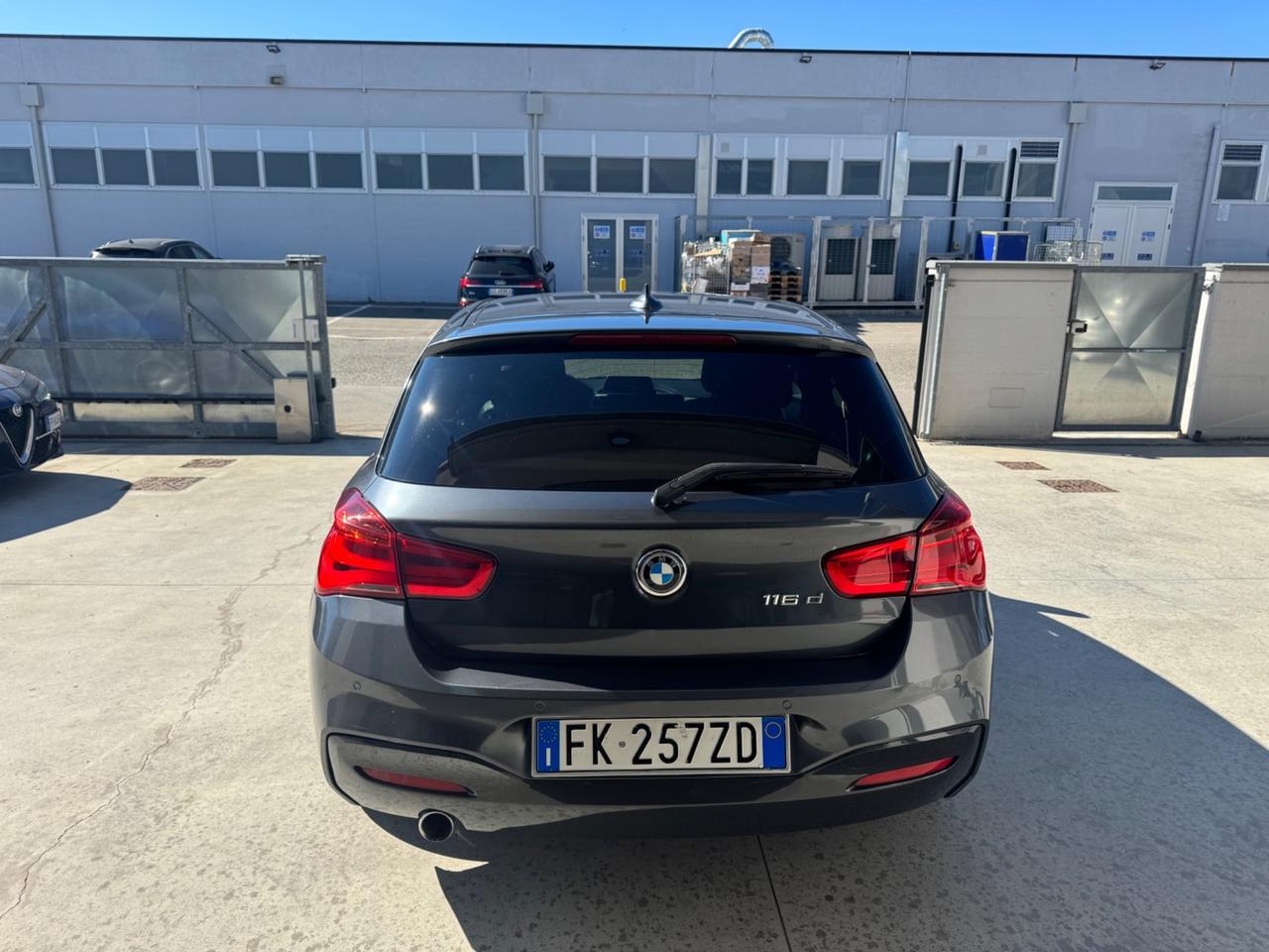 Bmw 116 116d 3p. Msport Full service
