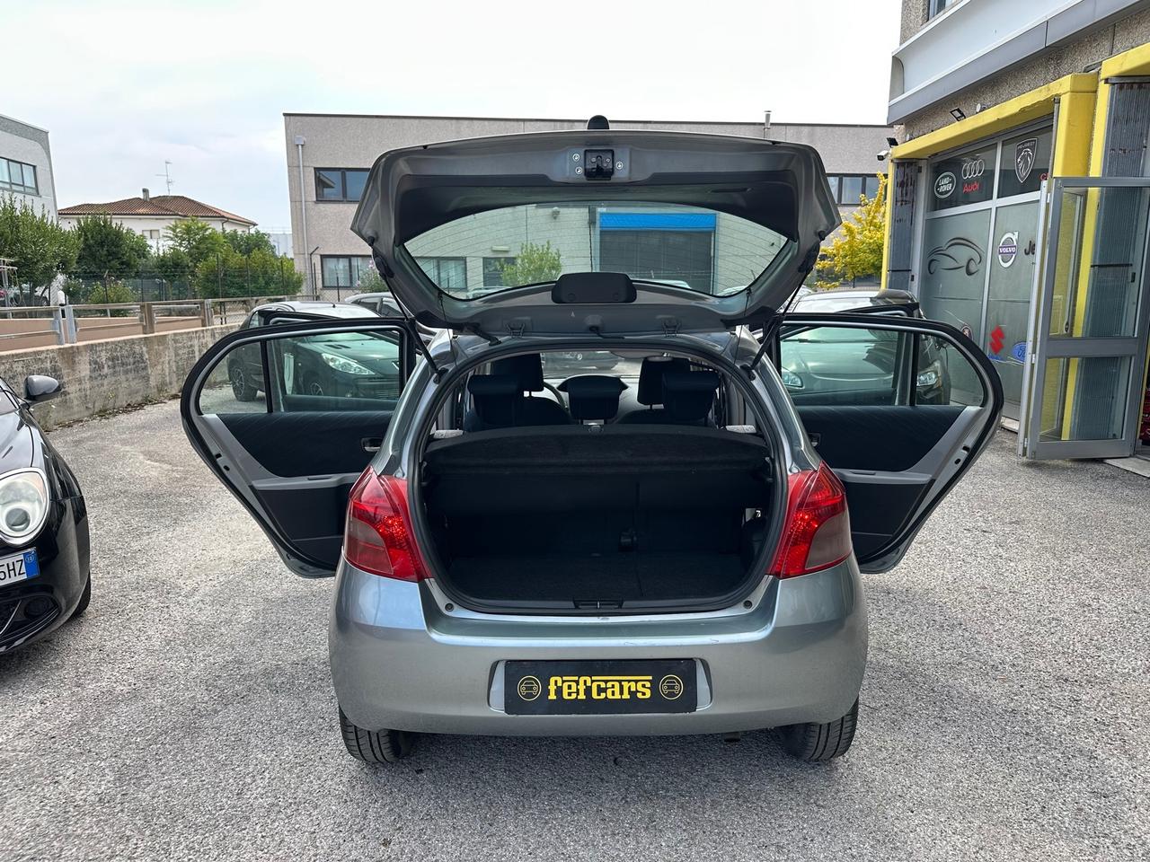 Toyota Yaris 1.4 D-4D 5 porte Sol
