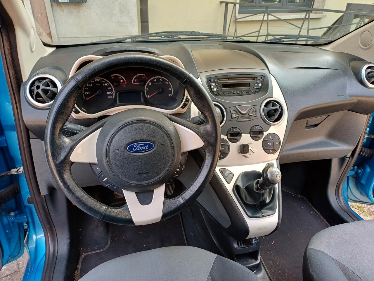 Ford Ka 1.2 8V 69CV Titanium