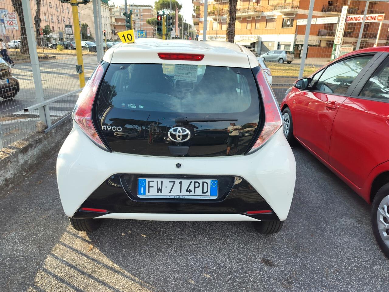 Toyota Aygo 1.0 VVT-i 69 CV 5 porte x-business MMT