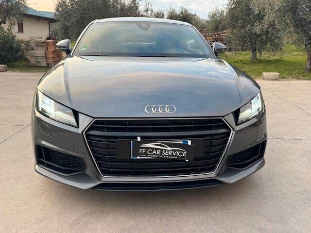 Audi TT Coupé 2.0 TFSI S line