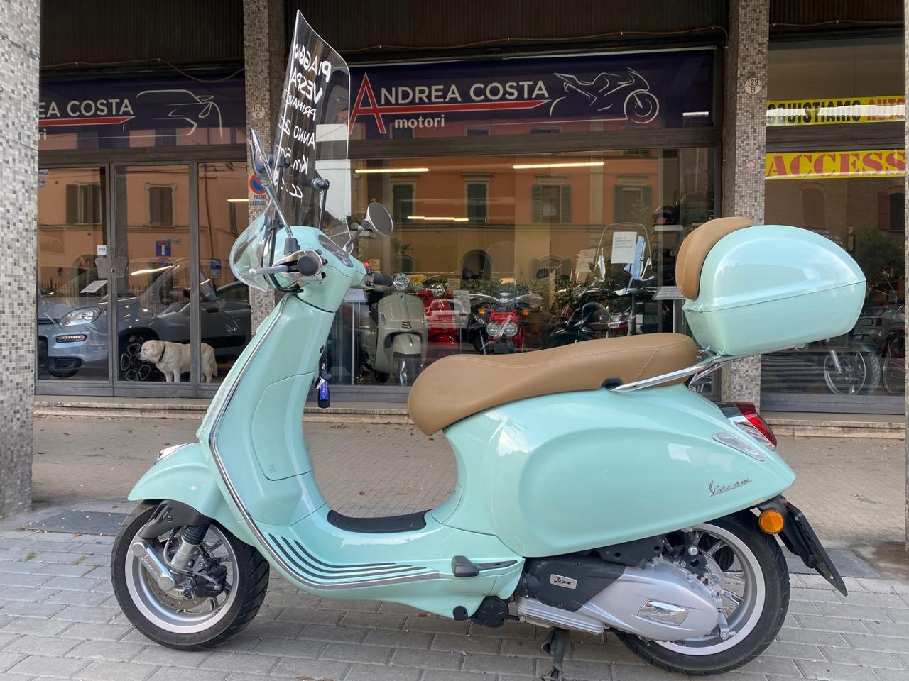 Piaggio Vespa cc 150 Primavera anno 2022 km 500 Come Nuova!