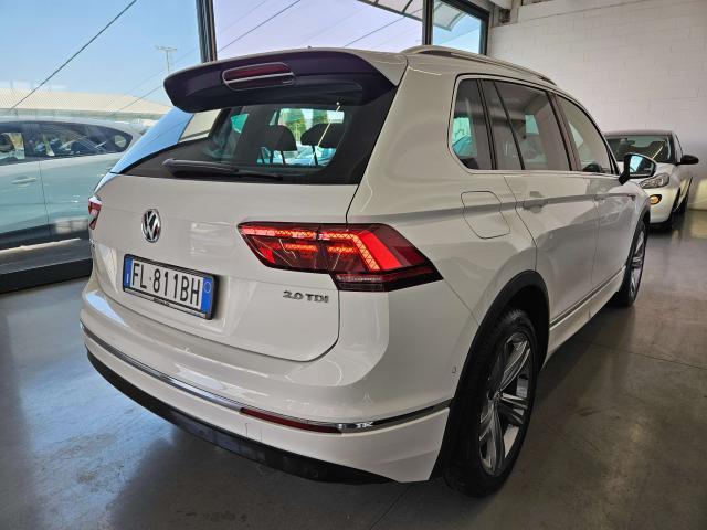 Volkswagen Tiguan 2.0 tdi R-LINE 150cv dsg