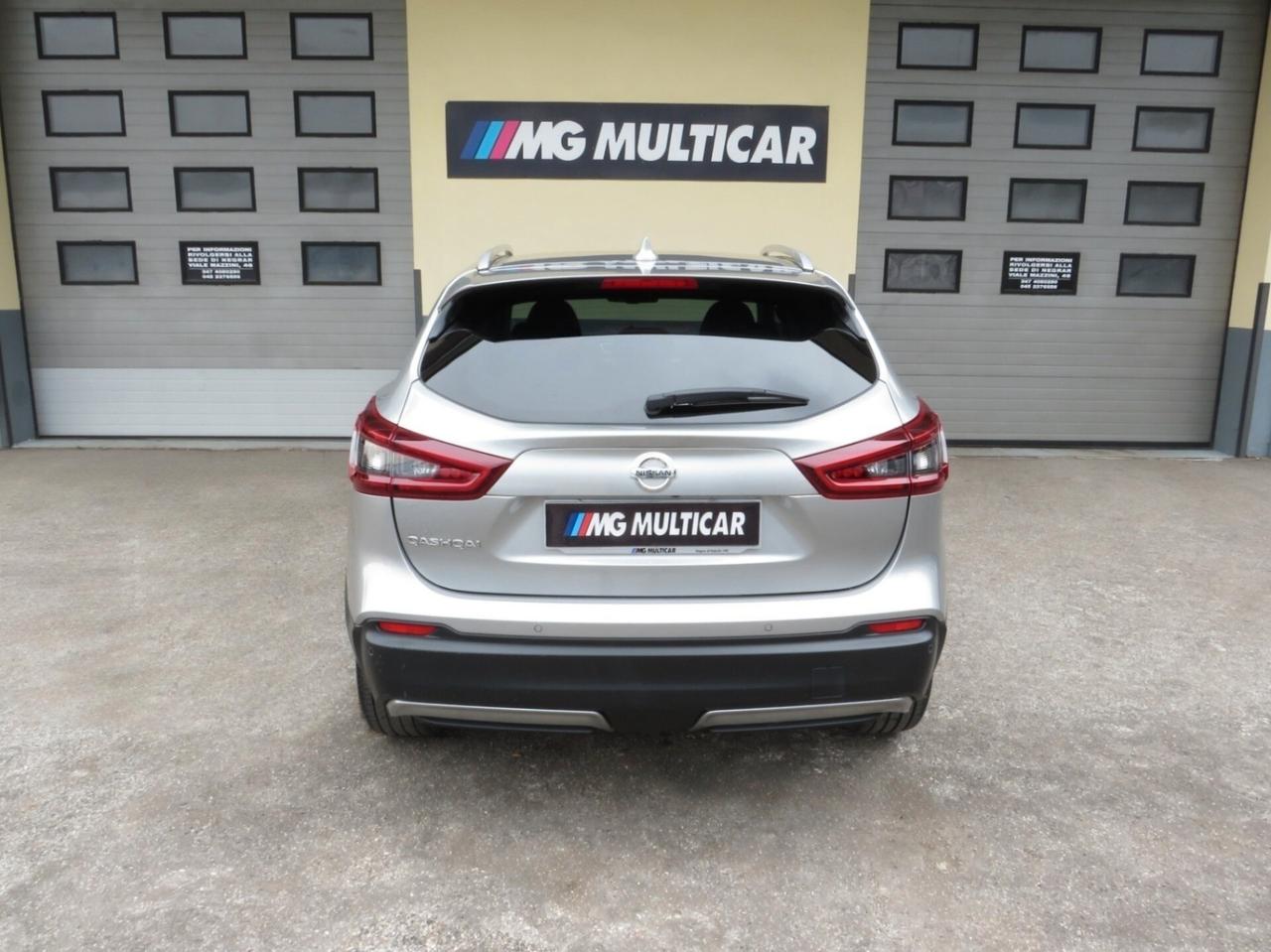 Nissan Qashqai 1.3dig-t N-Connecta 160cv tetto panorama/camera360