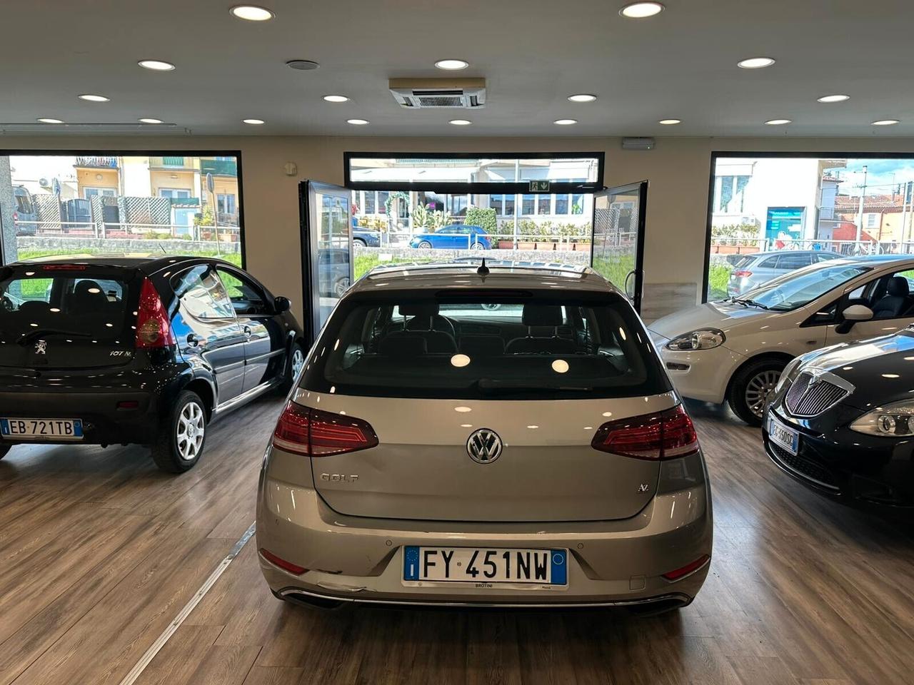 Volkswagen Golf 2.0 TDI 5p. Executive BlueMotion Technology