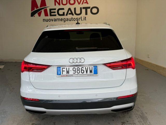 AUDI Q3 2.0 TDI 150 CV S tronic Business