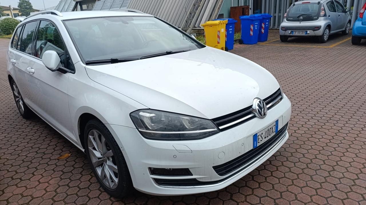 Volkswagen Golf Variant Plus 2.0 TDI 140CV DPF DSG Highline