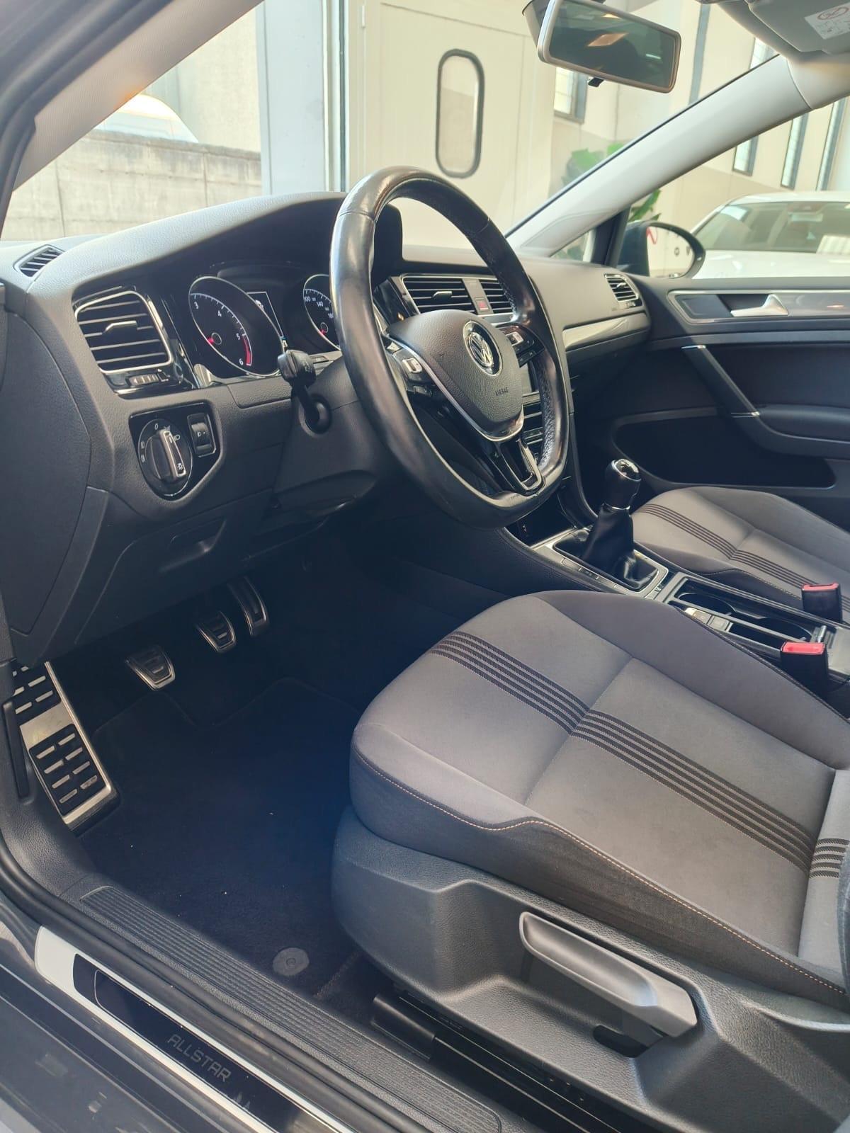 Volkswagen Golf 1.6 TDI 110 CV 5p. Sport Edition BlueMotion Technology