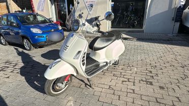 Vespa GTS 300 del 2018 USATO