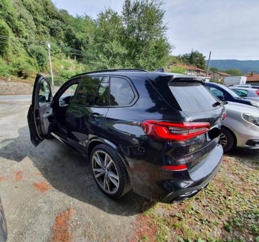 BMW X5 M50d auto