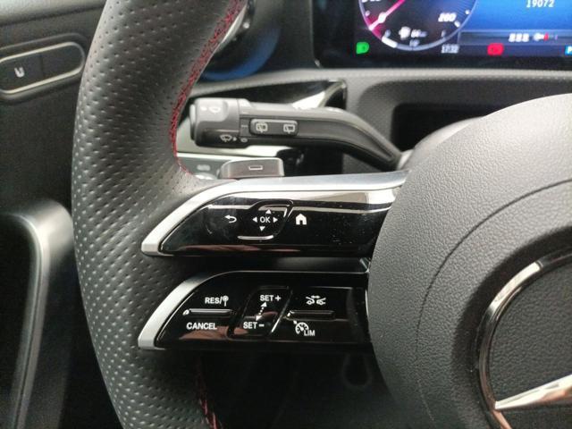 MERCEDES-BENZ A 180 Automatic AMG Line