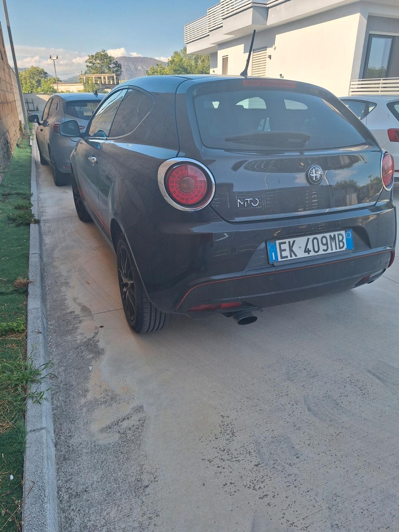 Alfa Romeo MiTo 1.3 JTDm-2 95cv Distinctive - 2011