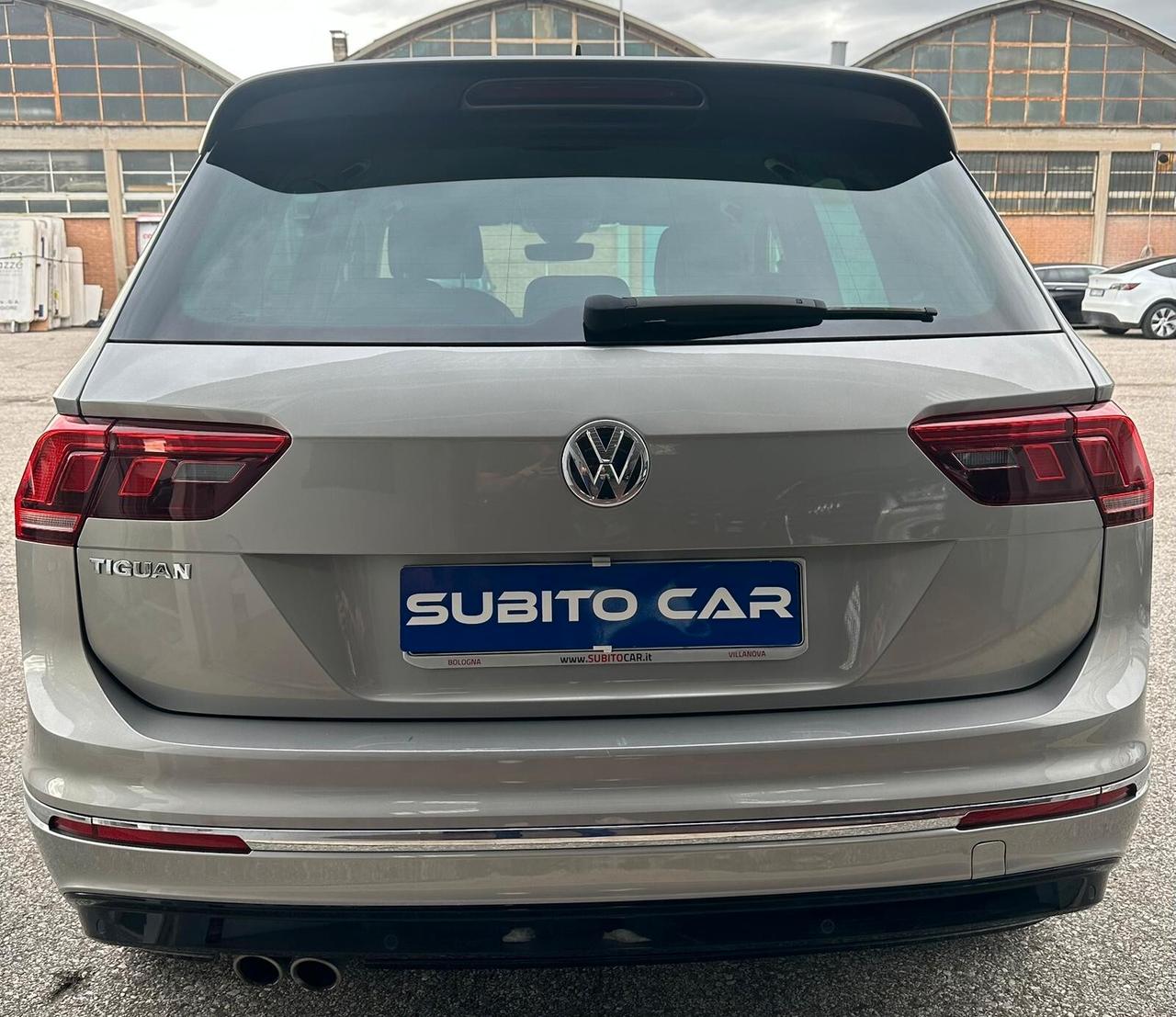 Volkswagen Tiguan 2.0 TDI SCR DSG R-LINE
