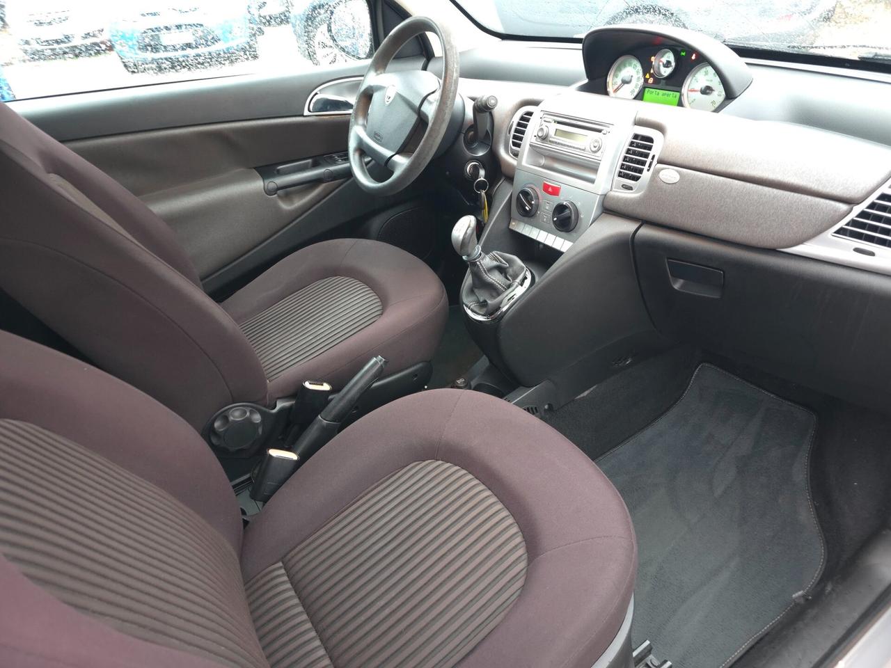 Lancia Ypsilon 1.2 69 CV Elle