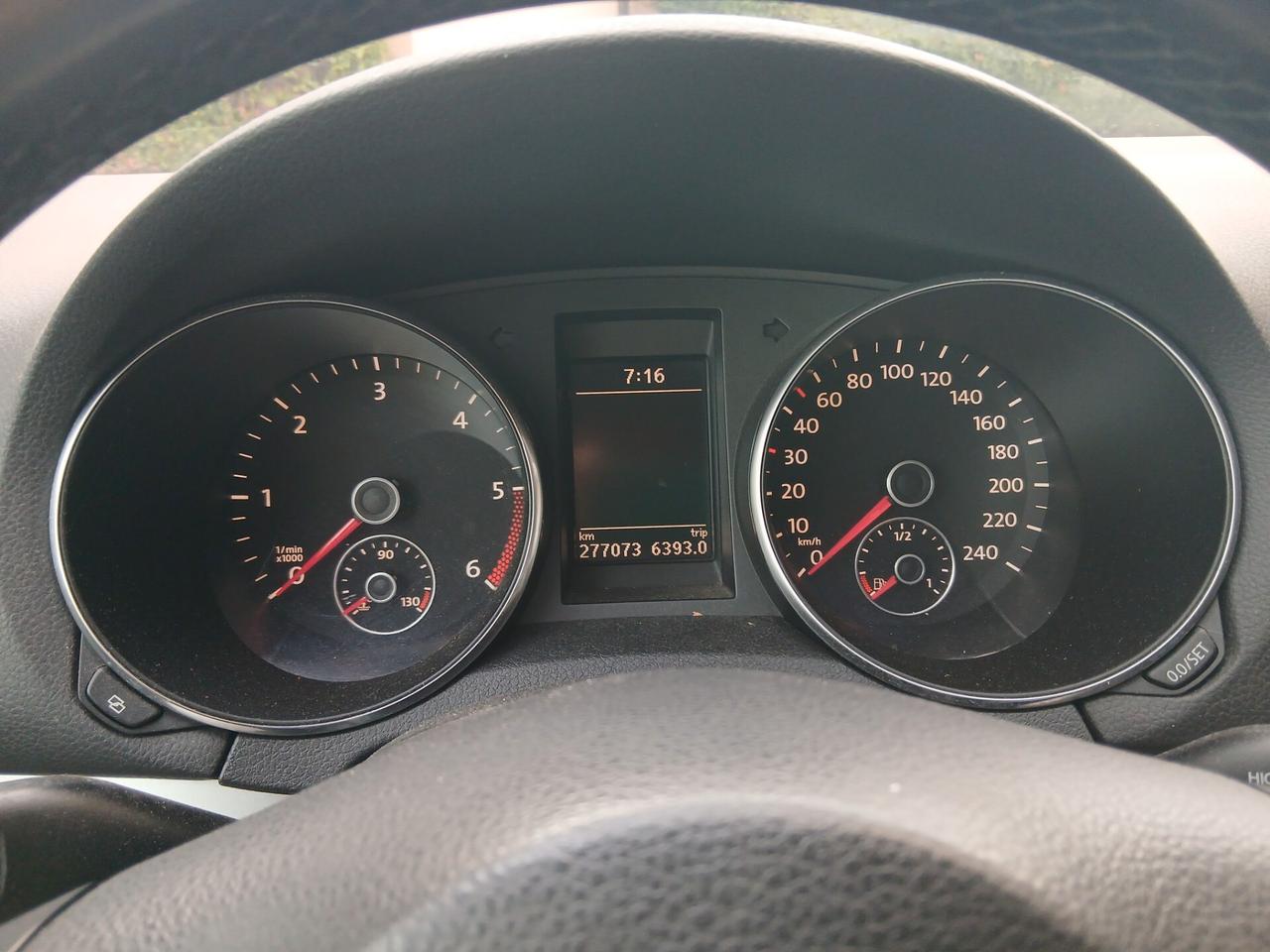Volkswagen Golf 2.0 TDI 140CV DPF DSG 5p. Highline unico proprietario