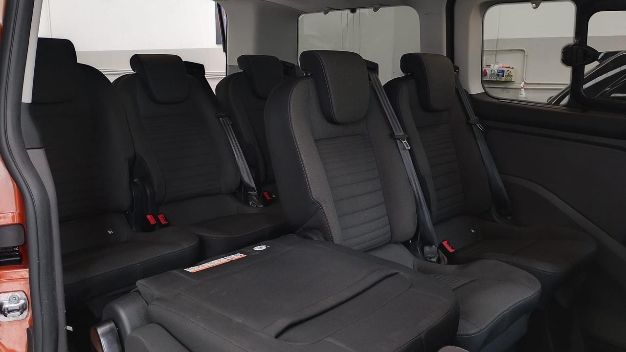 Ford Tourneo Custom 320 2.0 EcoBlue 170CV aut. Titanium