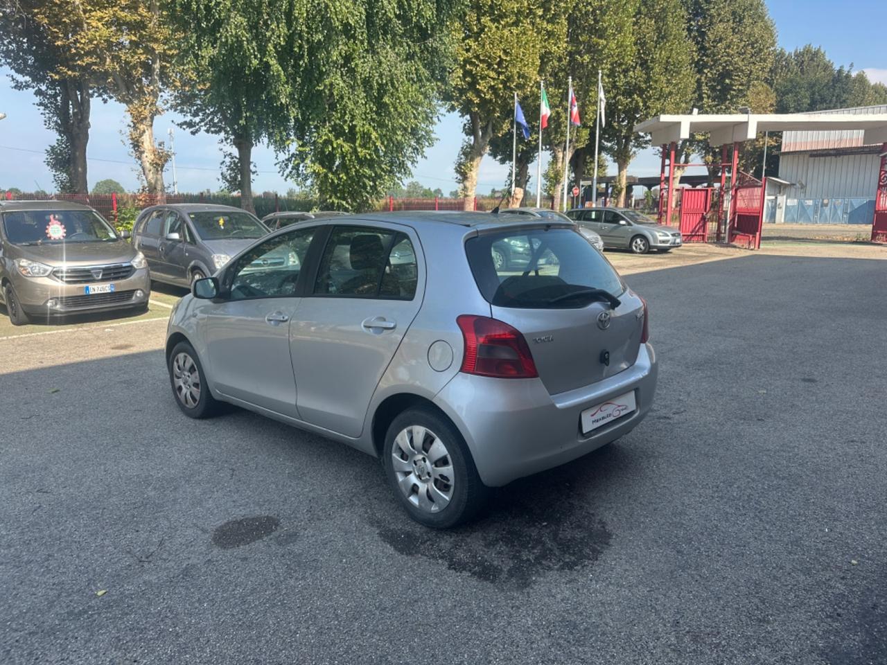 Toyota Yaris 1.0 5 porte