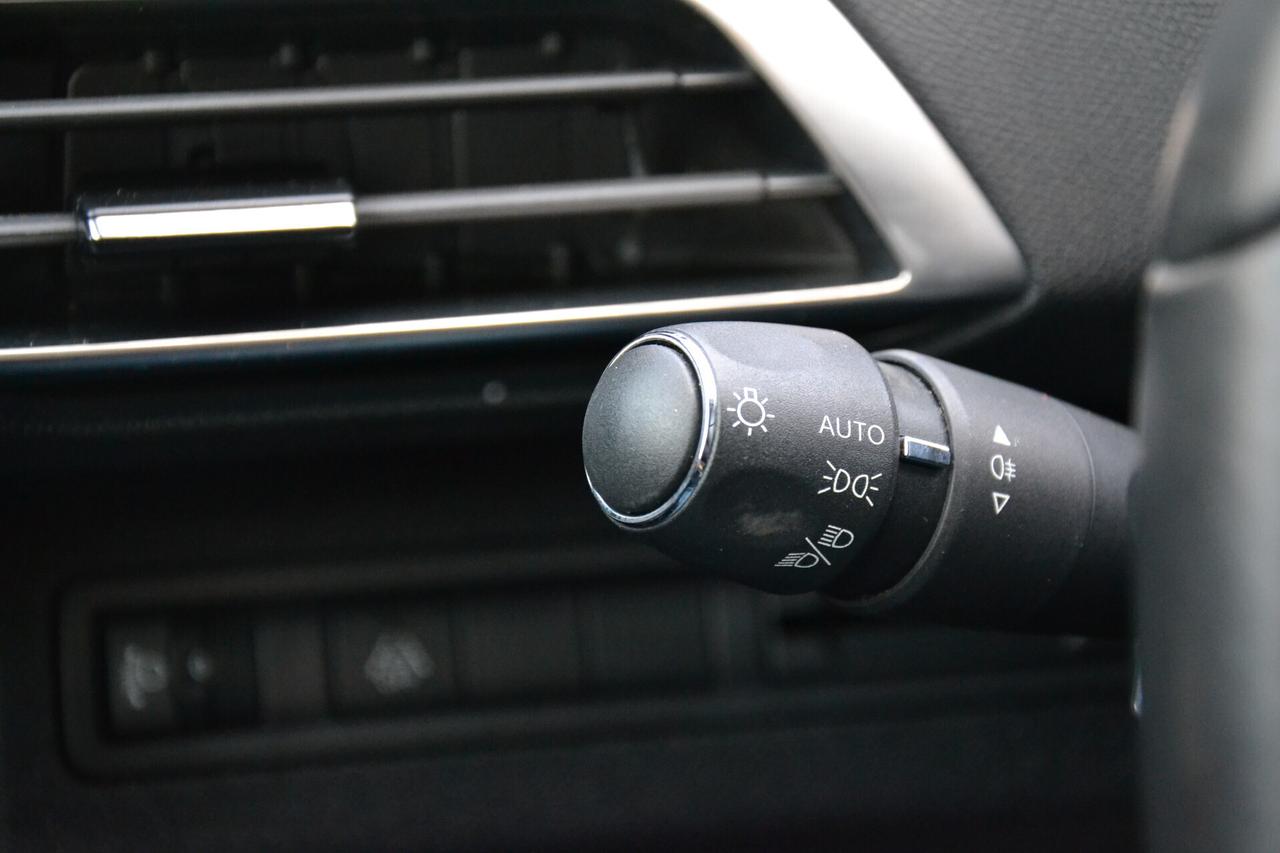 Peugeot 5008 1.5 HDi 130CV 7 POSTI AUT.**PREZZO REALE**UNIPRO'*