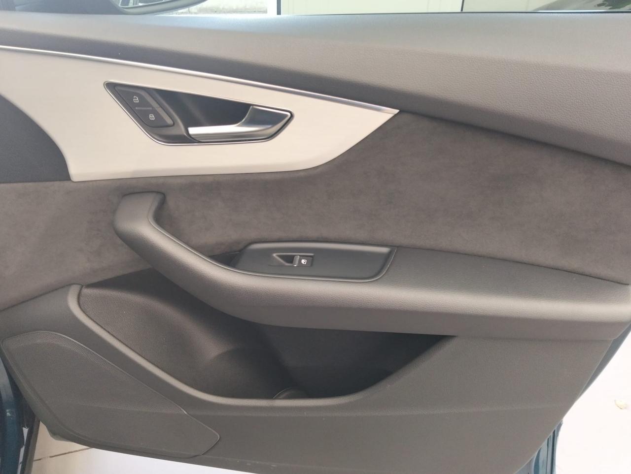 Audi Q8 45 TDI quattro tiptronic Sport