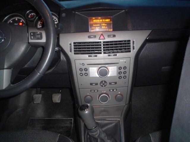 Opel Astra GTC 1.9 16V CDTI 150CV Cosmo