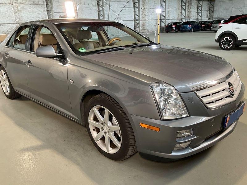 Cadillac STS 4.6 V8 UNICO PROPRIETARIO