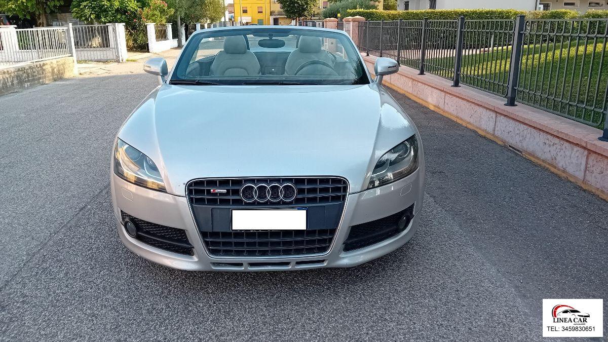AUDI - TT Cabrio - 2.0 TFSI