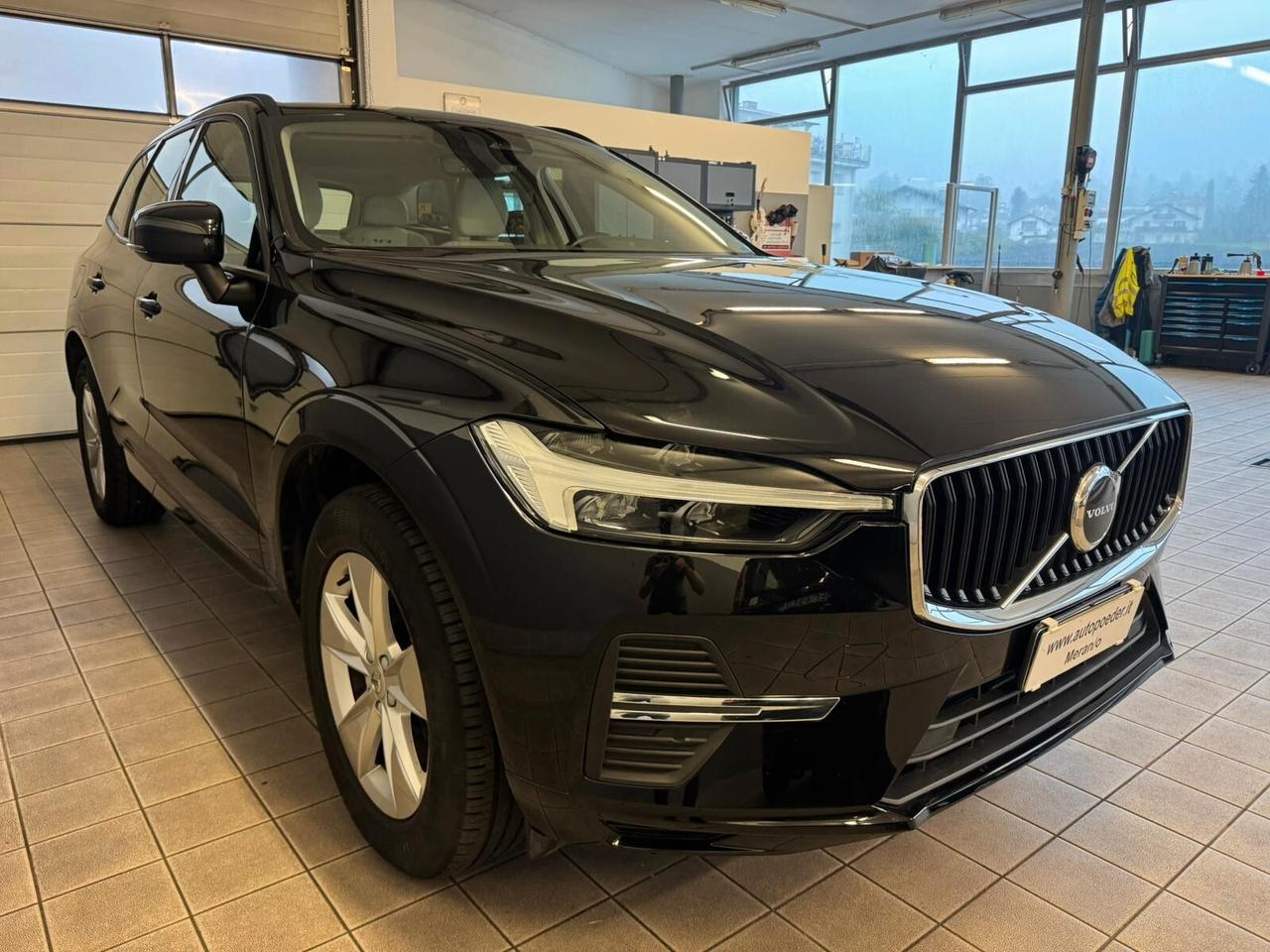 Volvo XC 60 XC60 B4 (d) AWD automatico Ultimate Dark