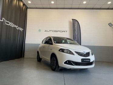 Lancia Ypsilon 1.0 FireFly 5 porte S&S Hybrid Platino