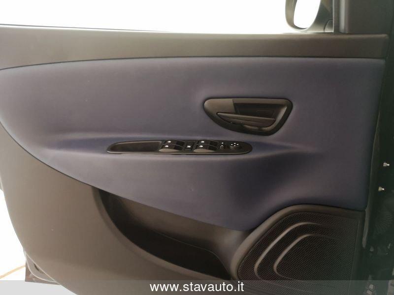 Lancia Ypsilon MY24 1.0 PLA