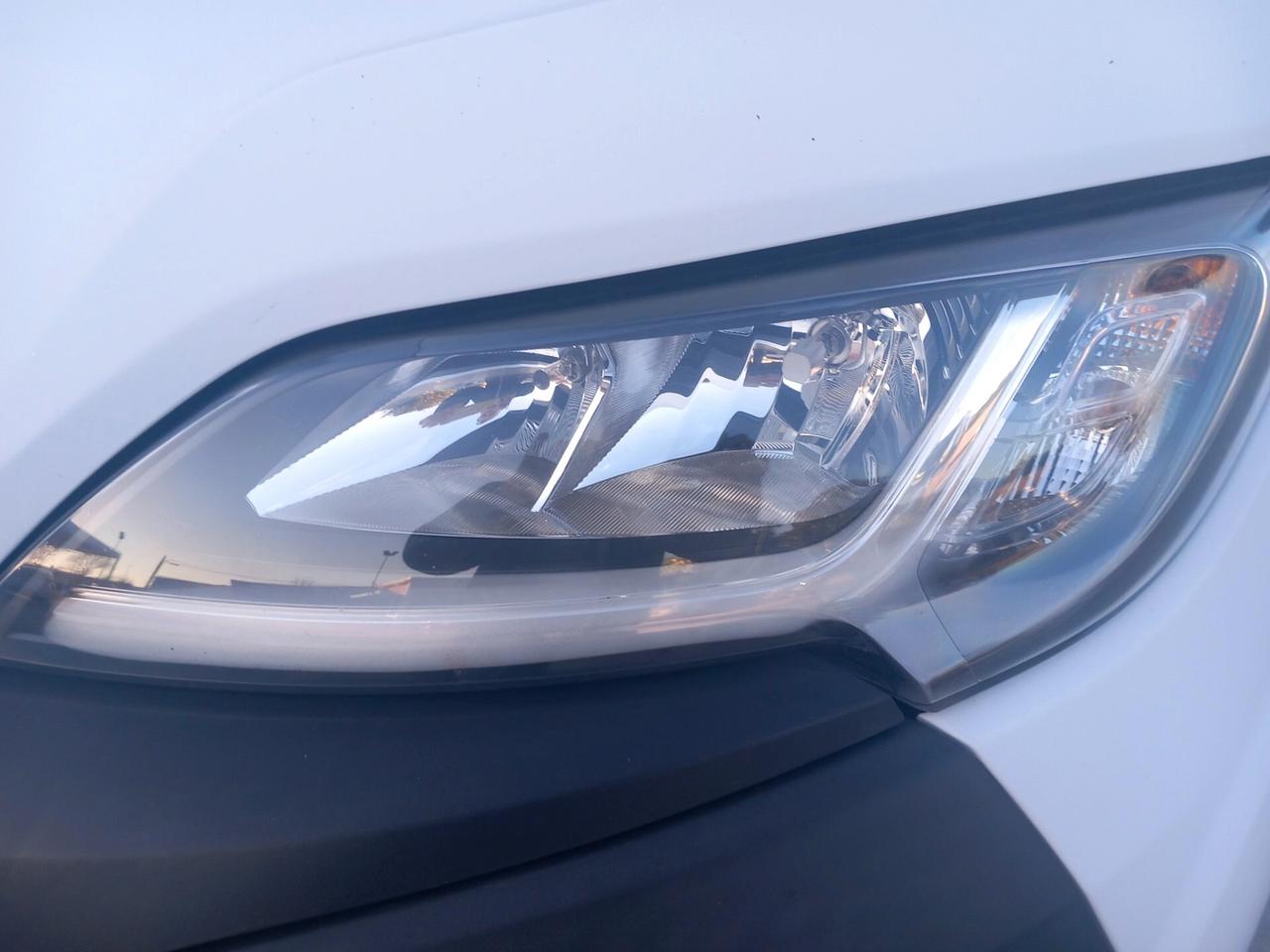 Peugeot Boxer 330 2.2 BlueHDi 140 S&S PC-TN Furgone