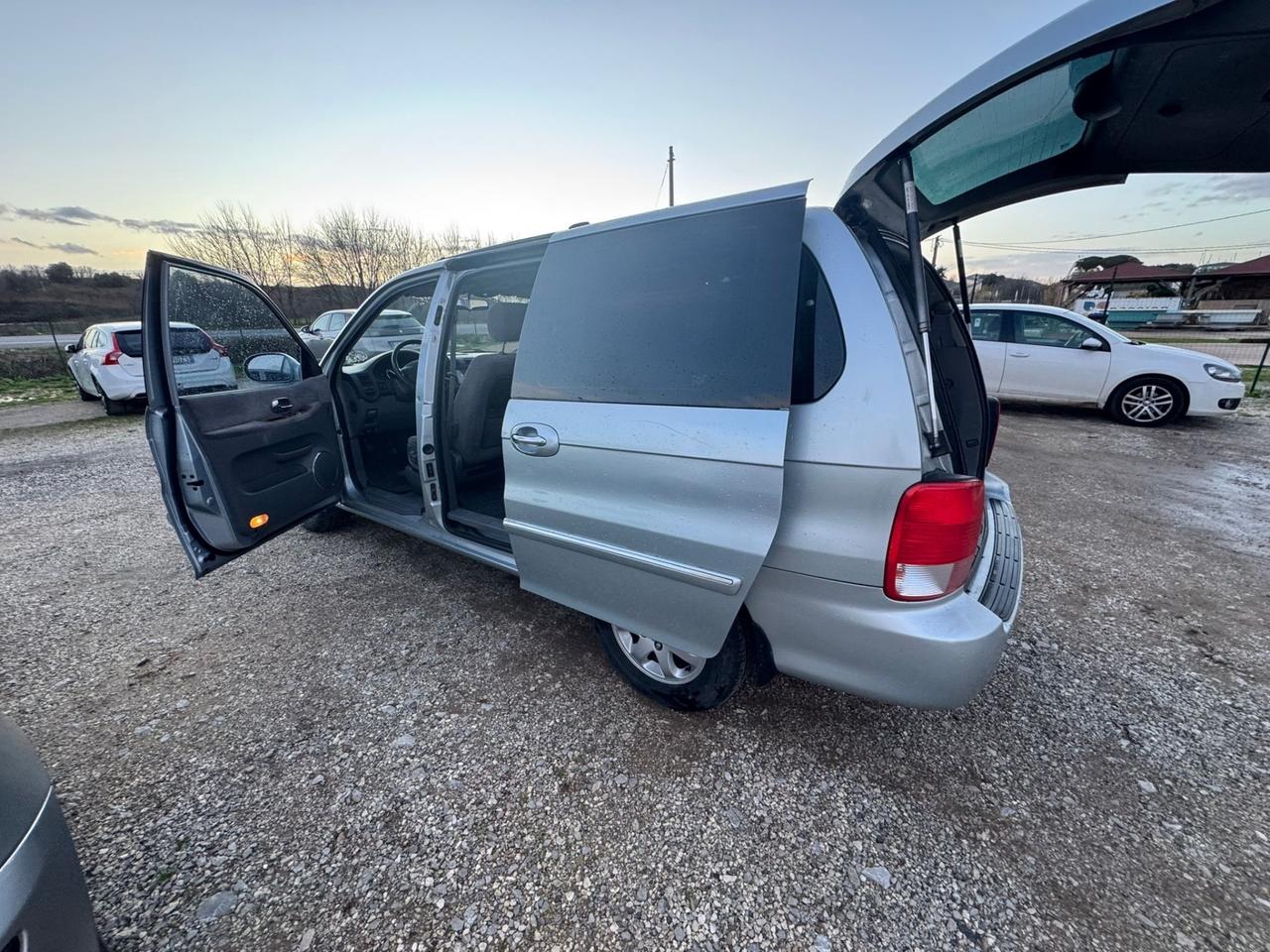 Kia Carnival 2.9 16V HPDi cat EX Comfort