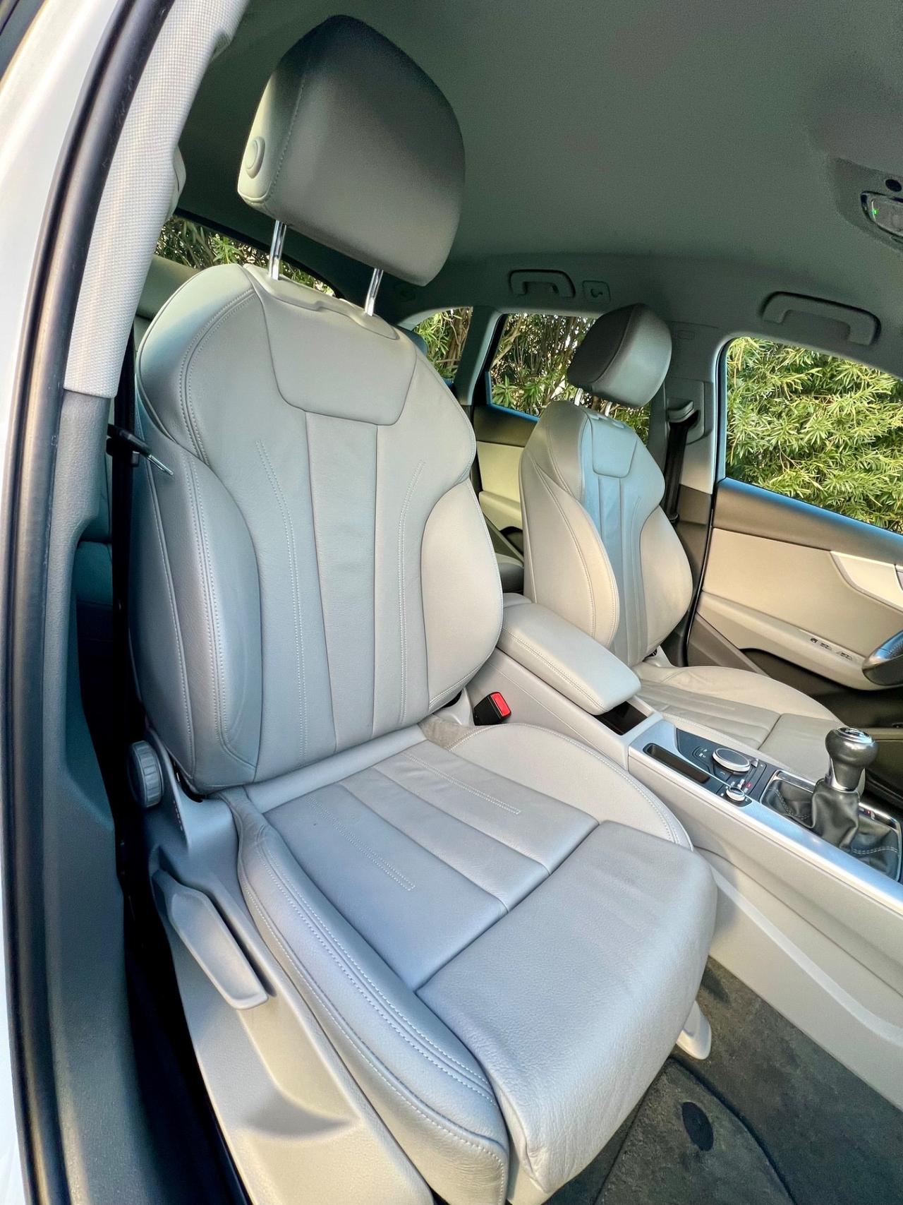 Audi A4 2.0 TDI AVANT Acc.Permute