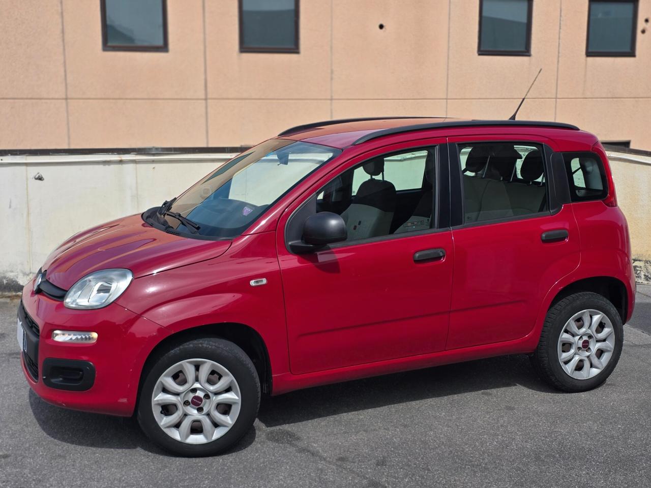 Fiat Panda 0.9 TwinAir Turbo Natural Power Lounge