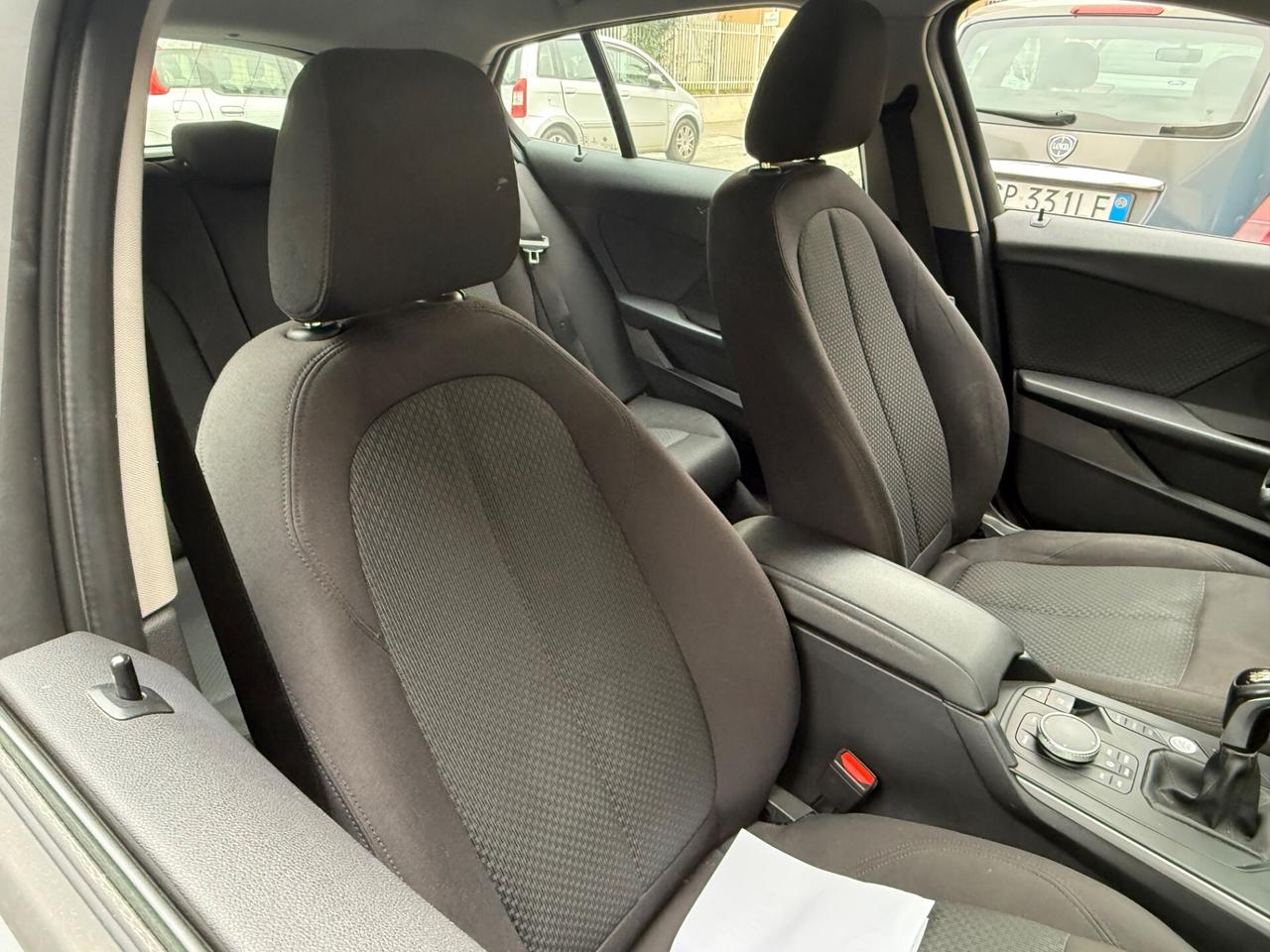 Bmw 116 116d 5p. Business Advantage