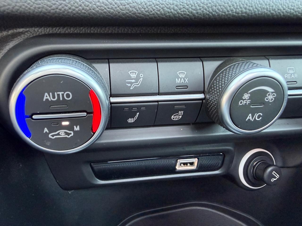 Alfa Romeo Giulia 2.0 Turbo 280 CV AT8 AWD Q4 Veloce