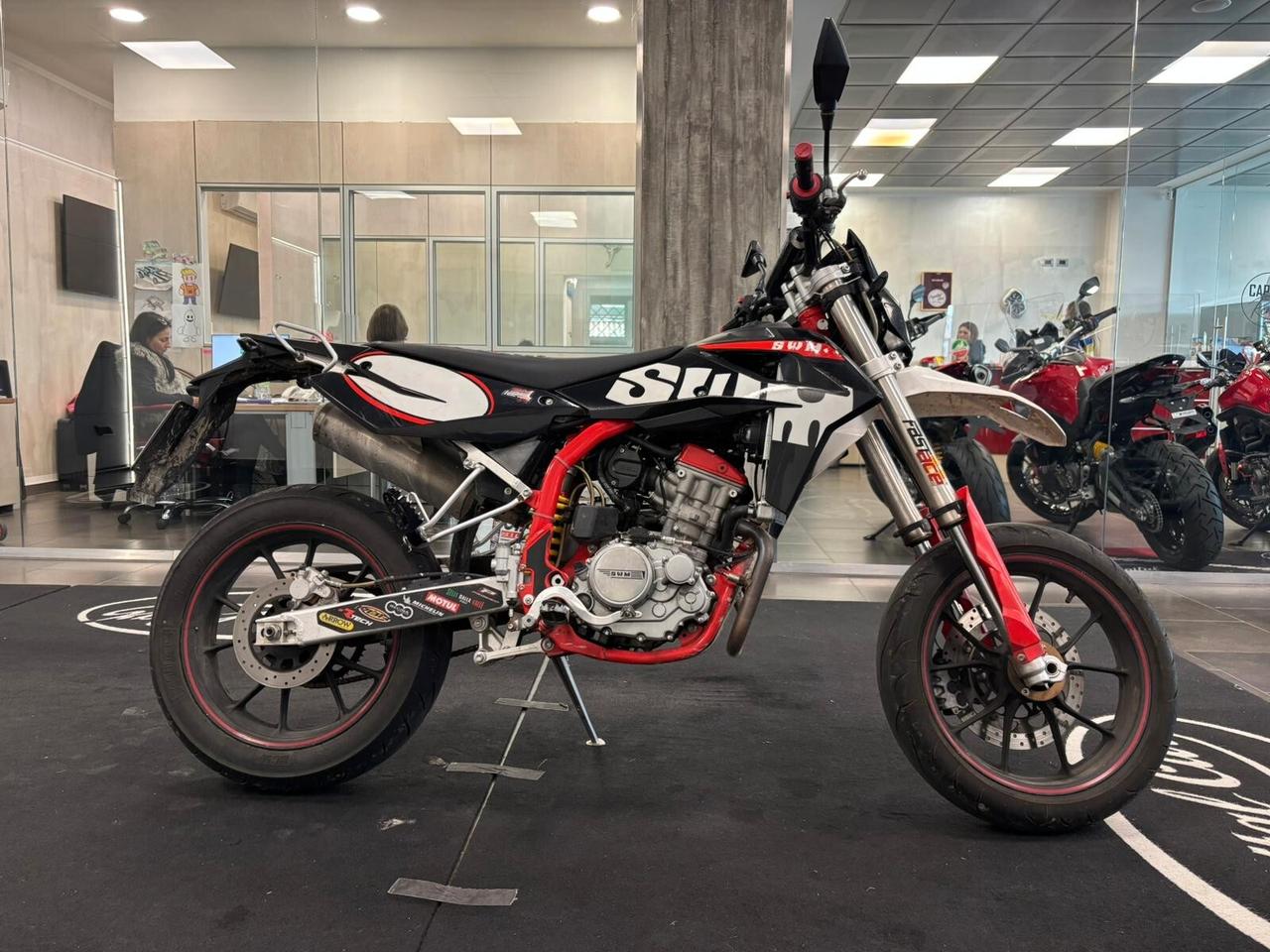 Swm SM 125 R