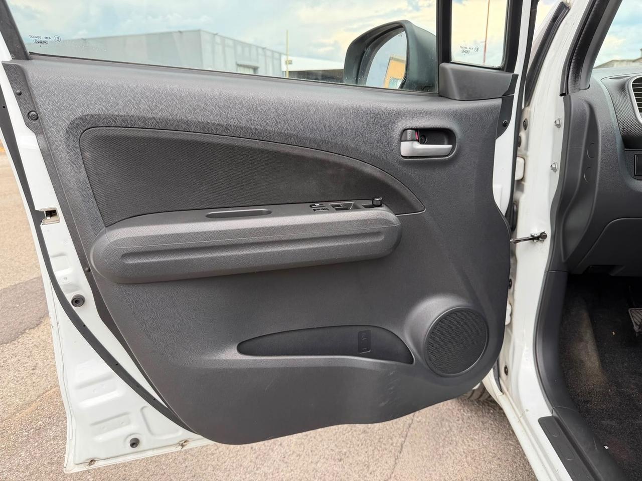 Suzuki Splash 1.0 VVT GL Style 97000 KM