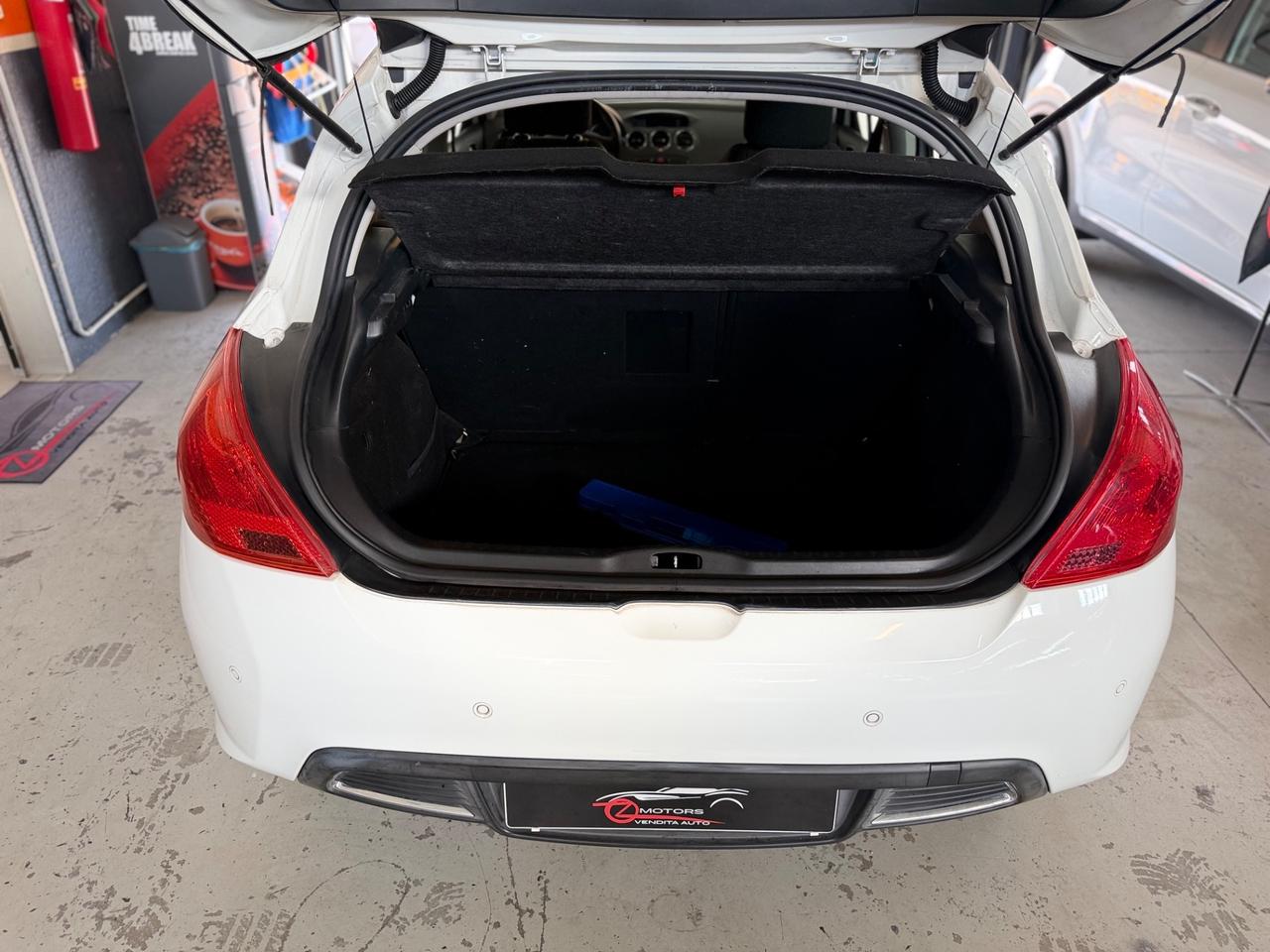 Peugeot 308 1.6 HDi 92 CV Active NEOPATENTATI