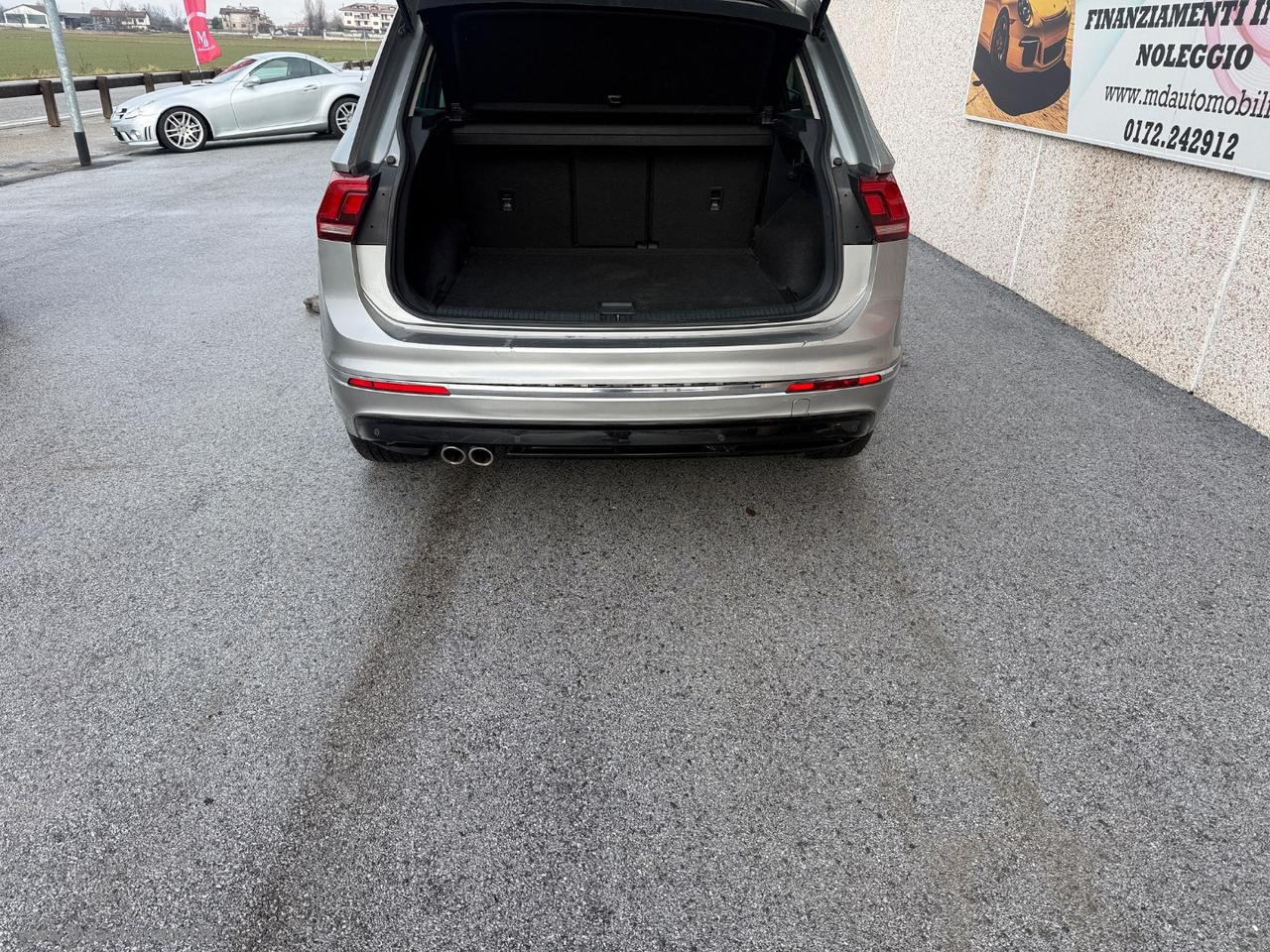 VOLKSWAGEN Tiguan 1.6 TDI Sport BMT R LINE IVA ESPOSTA
