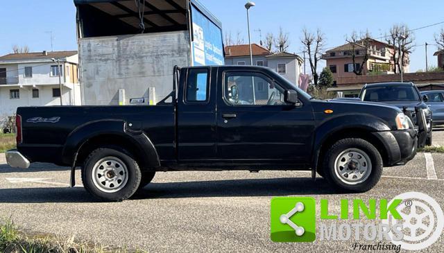 NISSAN King Cab 2.5 TD 2 porte